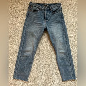 LEVIS WEDGIE JEAN SIZE 28